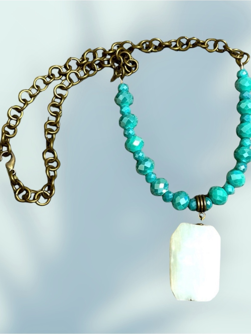 Beautiful Boutique Turquoise Necklace with Pendant